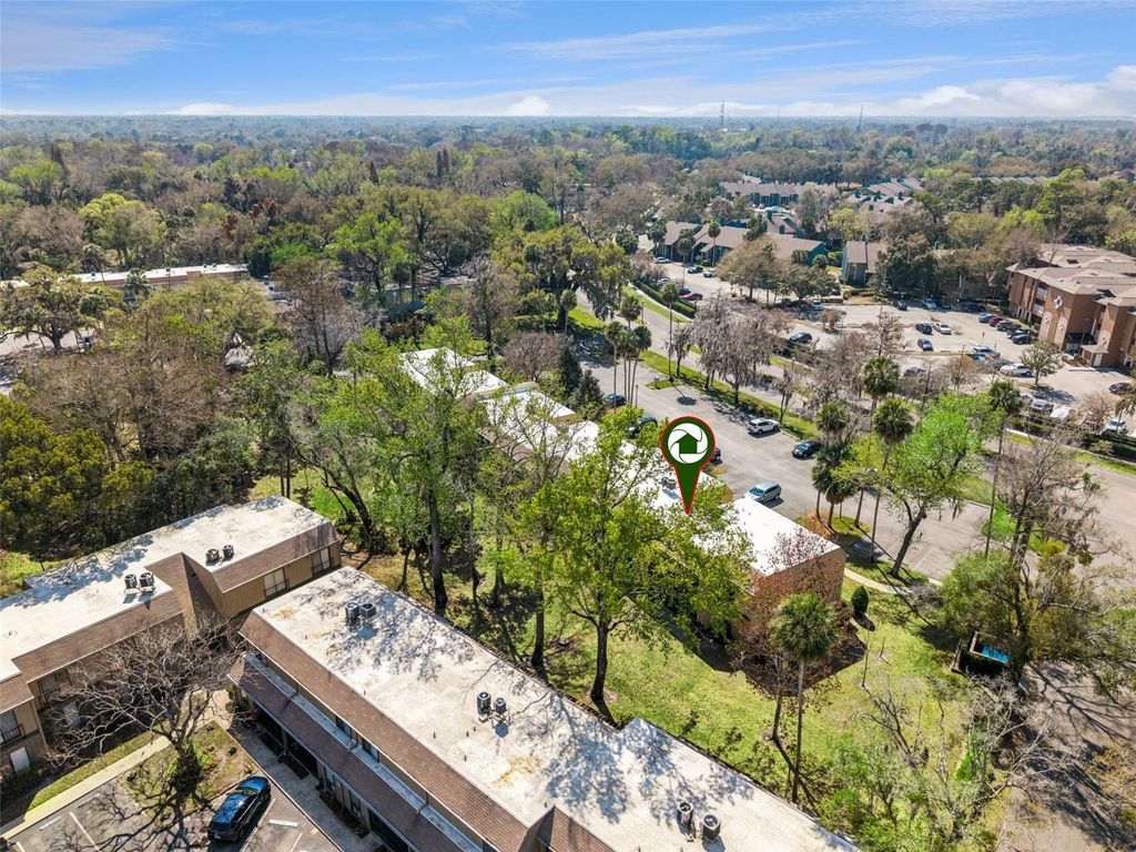 Image 28 of property listing at 429 SHEOAH BOULEVARD 12, Winter Springs, FL 32708