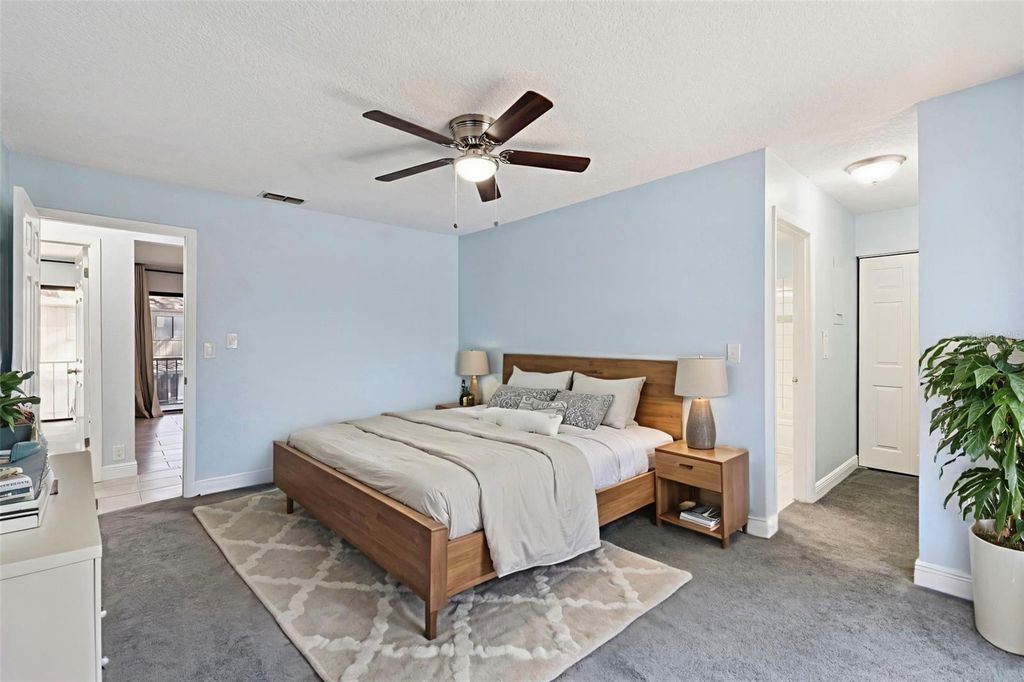 Image 6 of property listing at 429 SHEOAH BOULEVARD 12, Winter Springs, FL 32708