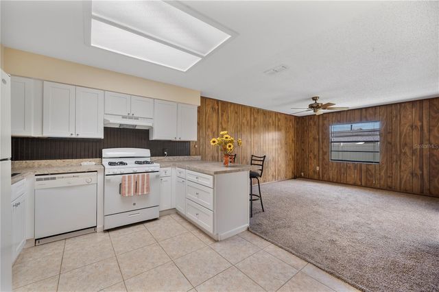 2038 KINGS CROSSING SW, Winter Haven, FL 33880