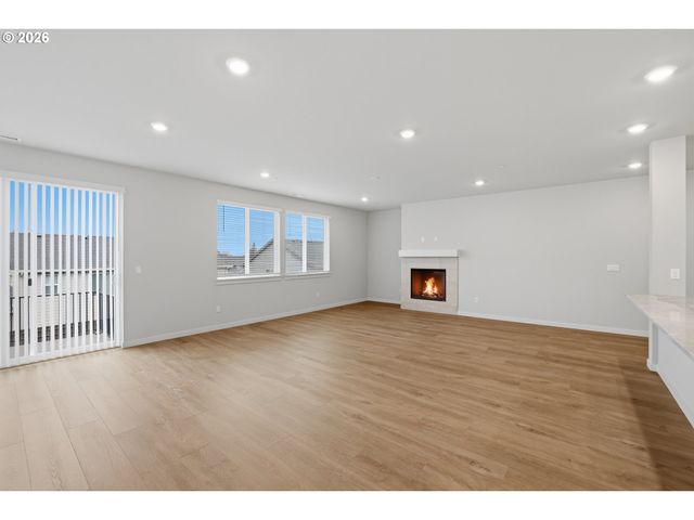8676 N DIMMICK St, Camas, WA 98607