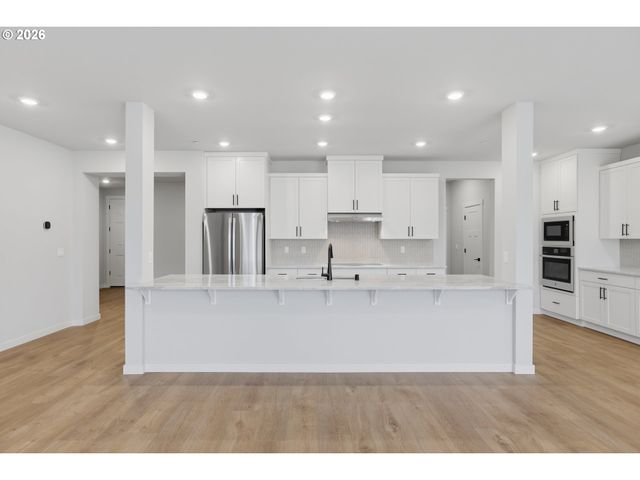 8676 N DIMMICK St, Camas, WA 98607
