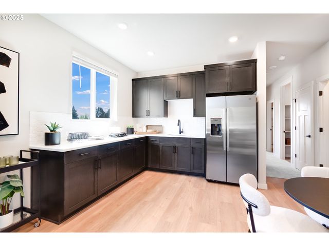 8676 N DIMMICK St, Camas, WA 98607