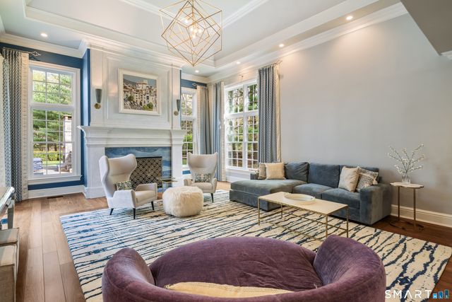 140 Stoneleigh Road, New Canaan, CT 06840