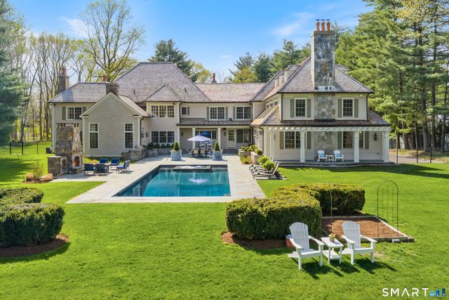 140 Stoneleigh Road, New Canaan, CT 06840