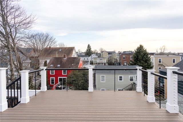 7 Dearborn Street 3, Newport, RI 02840