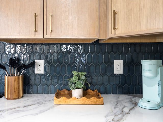 7 Dearborn Street 3, Newport, RI 02840