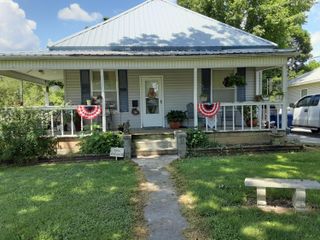 117 N Main St Street, Greenfield, MO 65661