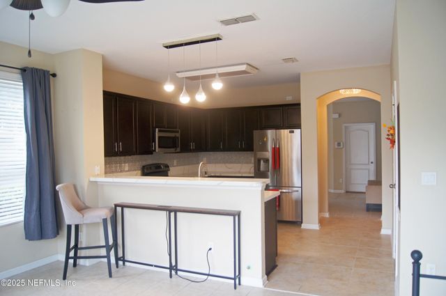 3710 HARTSFIELD FOREST Circle, Jacksonville, FL 32277