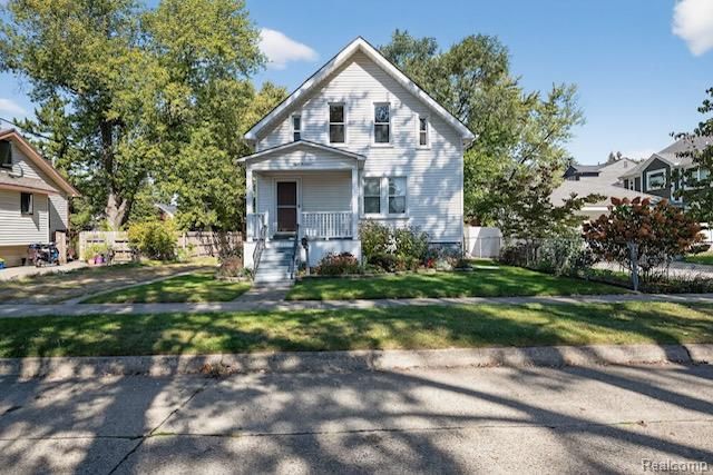 814 Louis Avenue, Royal Oak, MI 48067