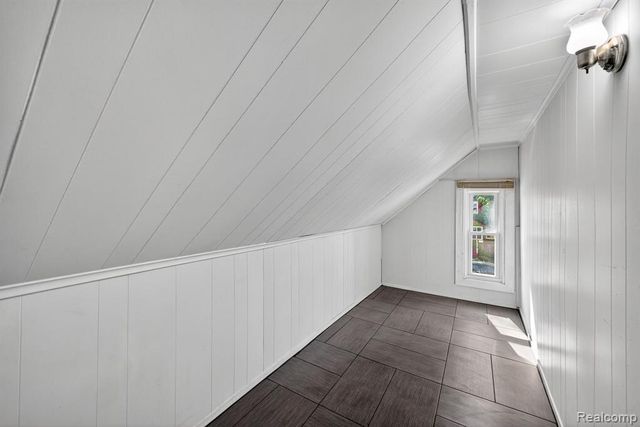 814 Louis Avenue, Royal Oak, MI 48067