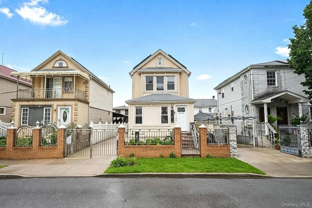 119-16 164th Street, Jamaica, NY 11434