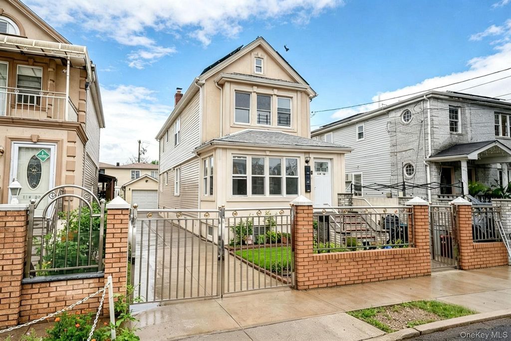 119-16 164th Street, Jamaica, NY 11434