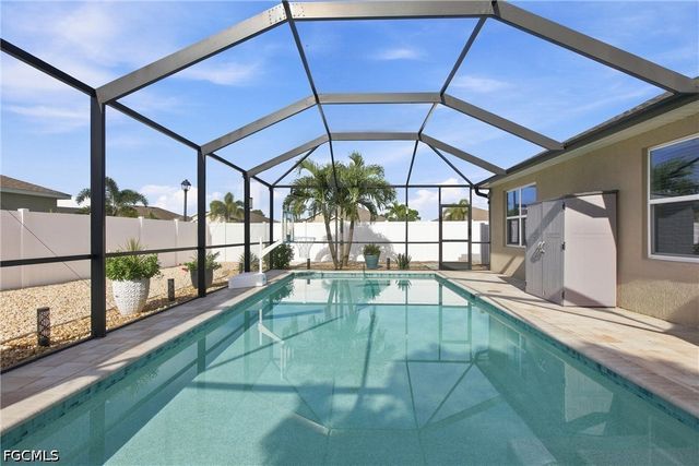 2708 Foralesca CT, Cape Coral, FL 33909