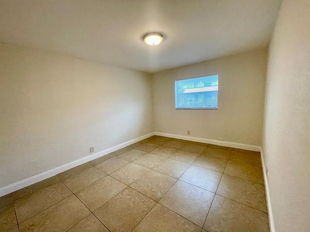 601 NE 29th Drive 7, Wilton Manors, FL 33334