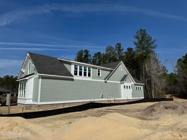 2903 W Timber Crest Drive NE, Leland, NC 28451