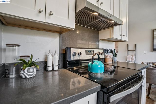 2297 Medallion Dr 4, Union City, CA 94587