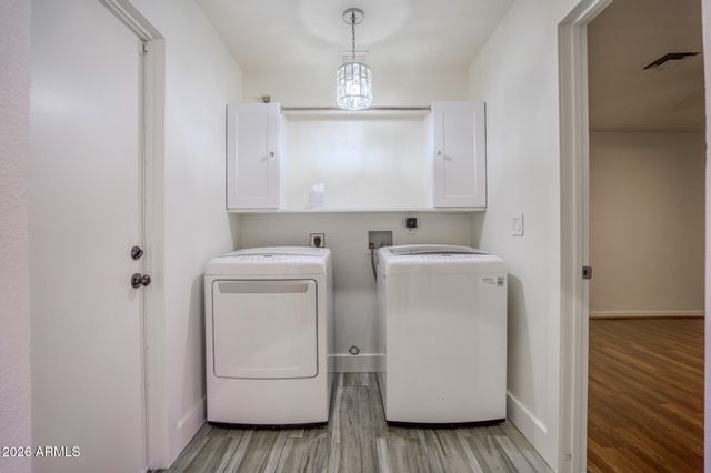 9054 N 84TH Lane, Peoria, AZ 85345