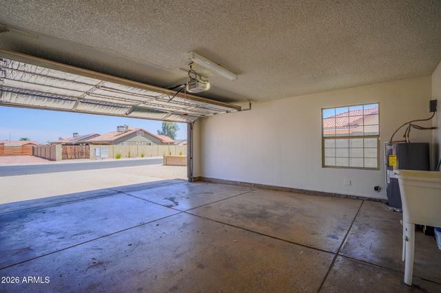 9054 N 84TH Lane, Peoria, AZ 85345