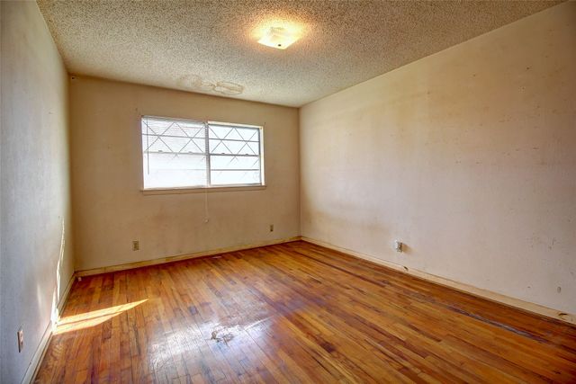 512 N Sherley Avenue, Anna, TX 75409