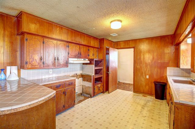 512 N Sherley Avenue, Anna, TX 75409