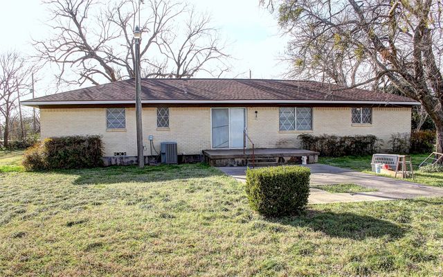 512 N Sherley Avenue, Anna, TX 75409