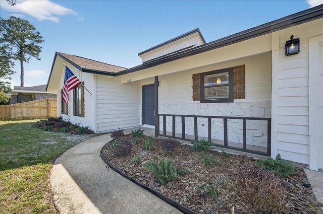 1102 Quail Circle, Destin, FL 32541