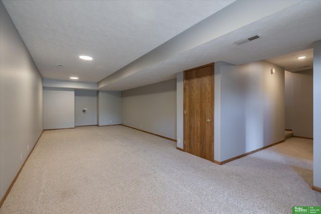 15103 Redwood Street, Omaha, NE 68138