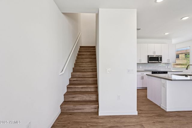 2131 E JENNIFER LYNN Way, Phoenix, AZ 85022