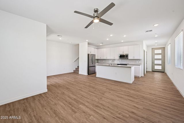 2131 E JENNIFER LYNN Way, Phoenix, AZ 85022