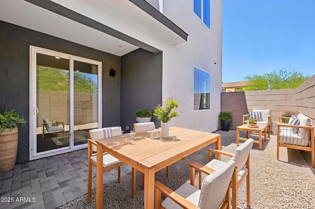 2131 E JENNIFER LYNN Way, Phoenix, AZ 85022