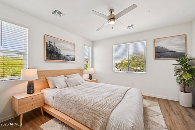 2131 E JENNIFER LYNN Way, Phoenix, AZ 85022