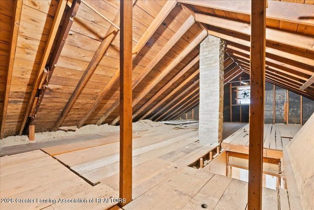 5612 S Washington Avenue, Lansing, MI 48911