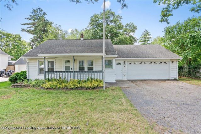 5612 S Washington Avenue, Lansing, MI 48911
