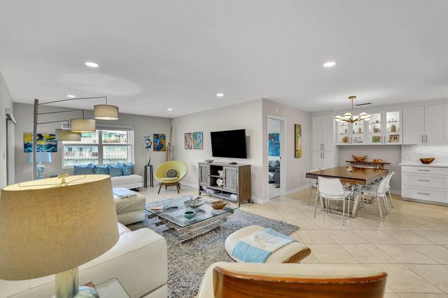 3520 S Ocean Boulevard L405, South Palm Beach, FL 33480