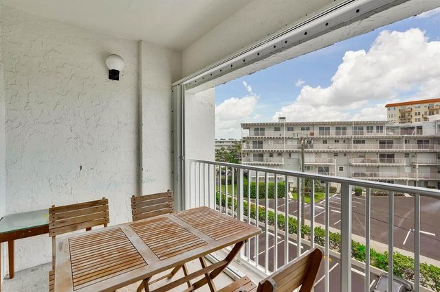3520 S Ocean Boulevard L405, South Palm Beach, FL 33480