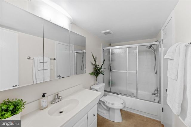 16408 KEATS TER, Derwood, MD 20855