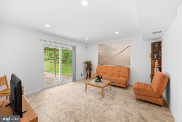 16408 KEATS TER, Derwood, MD 20855