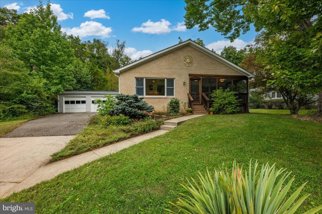 16408 KEATS TER, Derwood, MD 20855