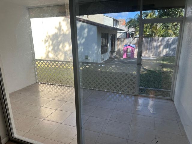 1292 The 12th Fairway A, Wellington, FL 33414