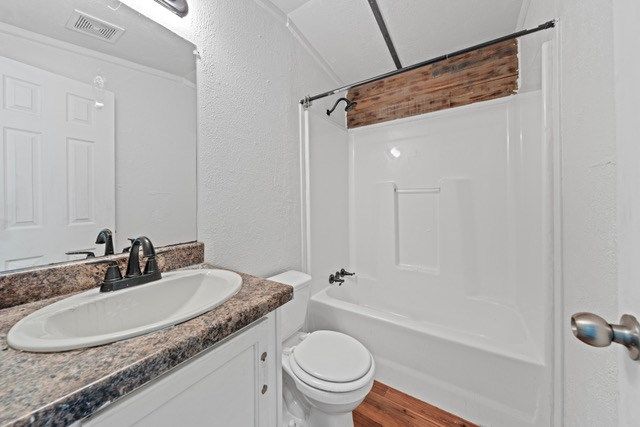 232 Codrington, Kerrville, TX 78028
