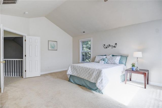 5300 Village Square Ct, Virginia Beach, VA 23455