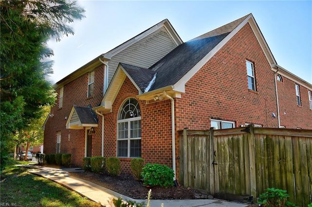 5300 Village Square Ct, Virginia Beach, VA 23455