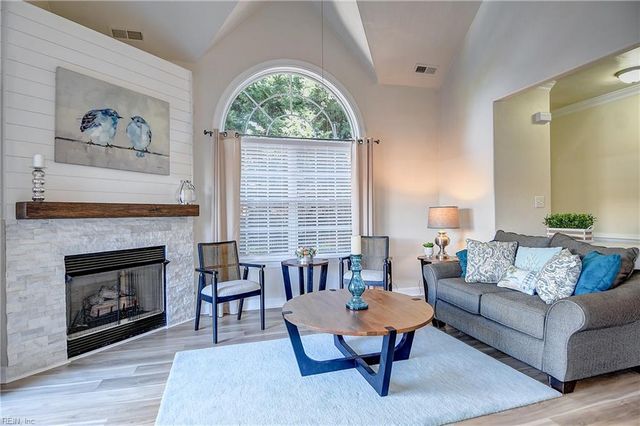 5300 Village Square Ct, Virginia Beach, VA 23455