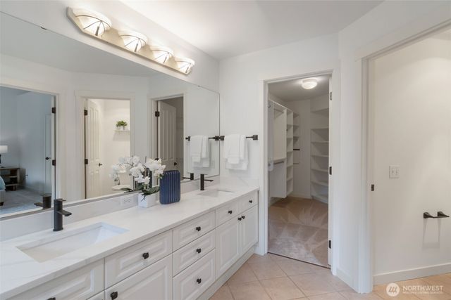 23746 SE 36th Lane, Issaquah, WA 98029