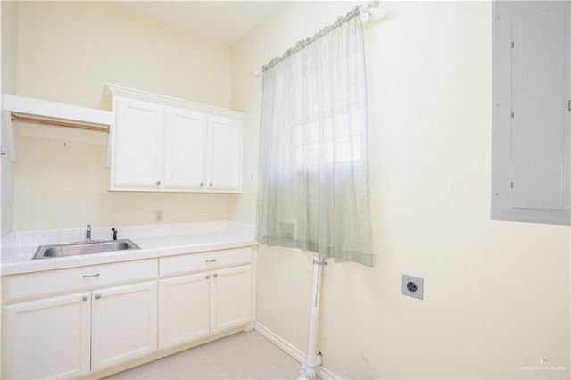 27283 N Kelly Court, La Feria, TX 78559