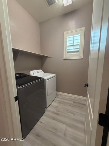 2912 E EBONY Drive, Chandler, AZ 85286