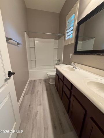 2912 E EBONY Drive, Chandler, AZ 85286