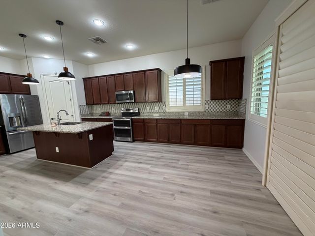 2912 E EBONY Drive, Chandler, AZ 85286