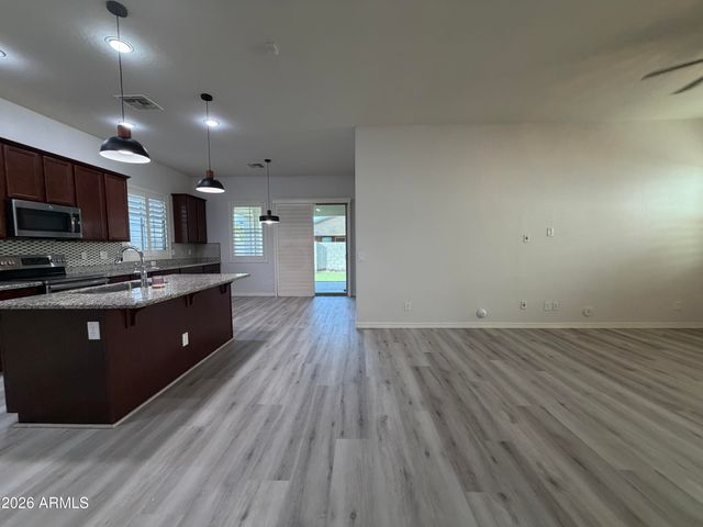 2912 E EBONY Drive, Chandler, AZ 85286