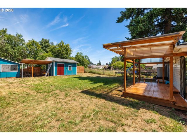 10245 Se RAYMOND St, Portland, OR 97266